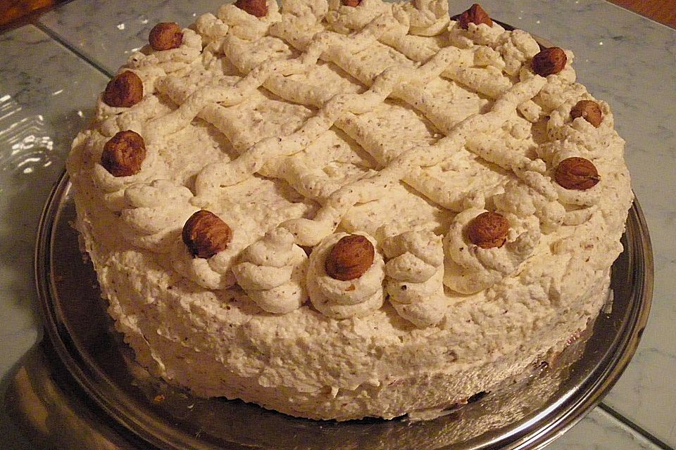 Nuss - Sahne - Torte