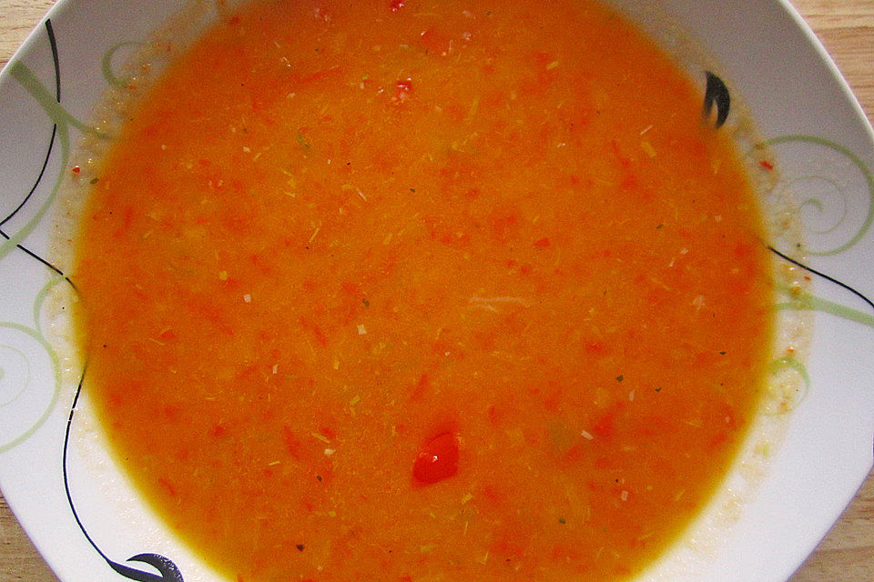 Apfel - Paprika - Suppe