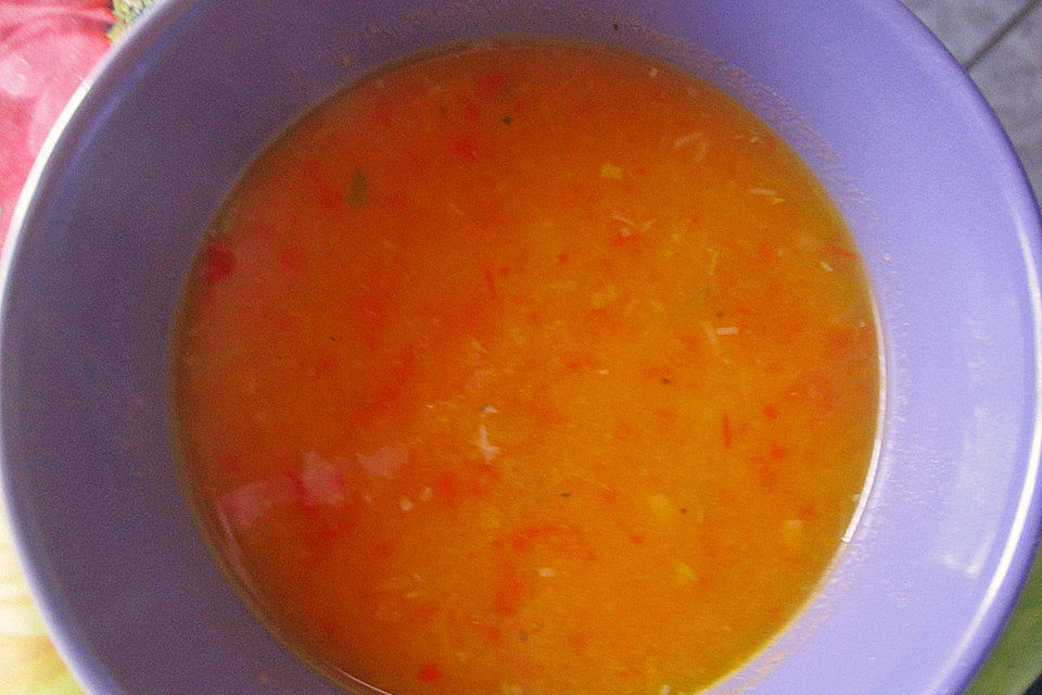 Apfel - Paprika - Suppe