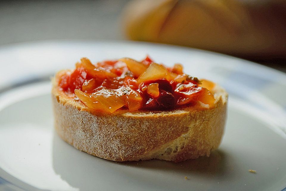 Zwiebel - Paprika Relish