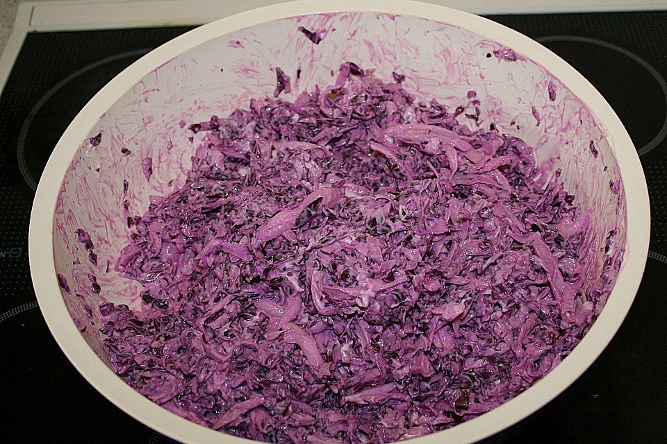 Rotkohl - Kohlrabi Salat