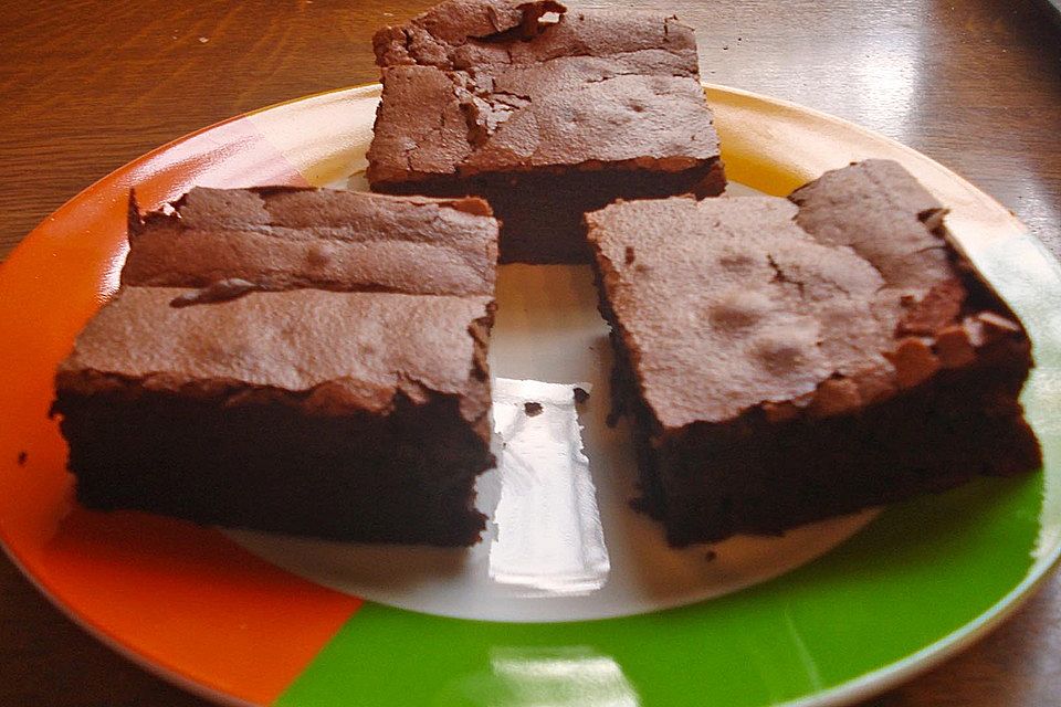 HEARTs Amaretto Brownies