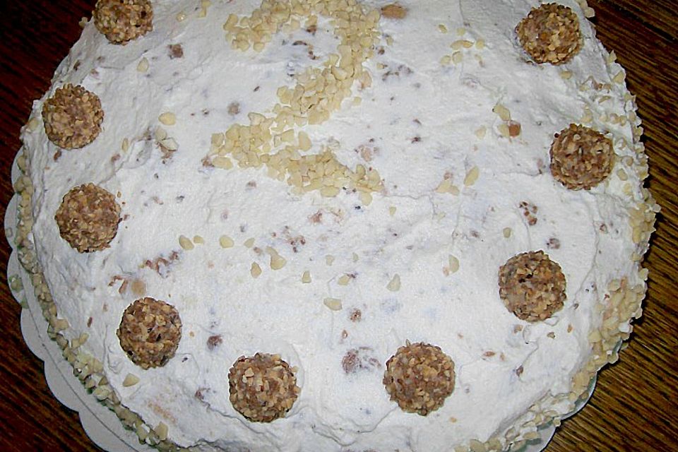 Haselnuss - Sahne - Torte