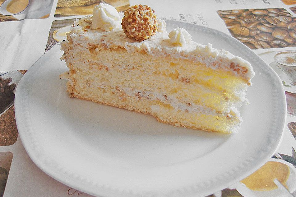 Haselnuss - Sahne - Torte