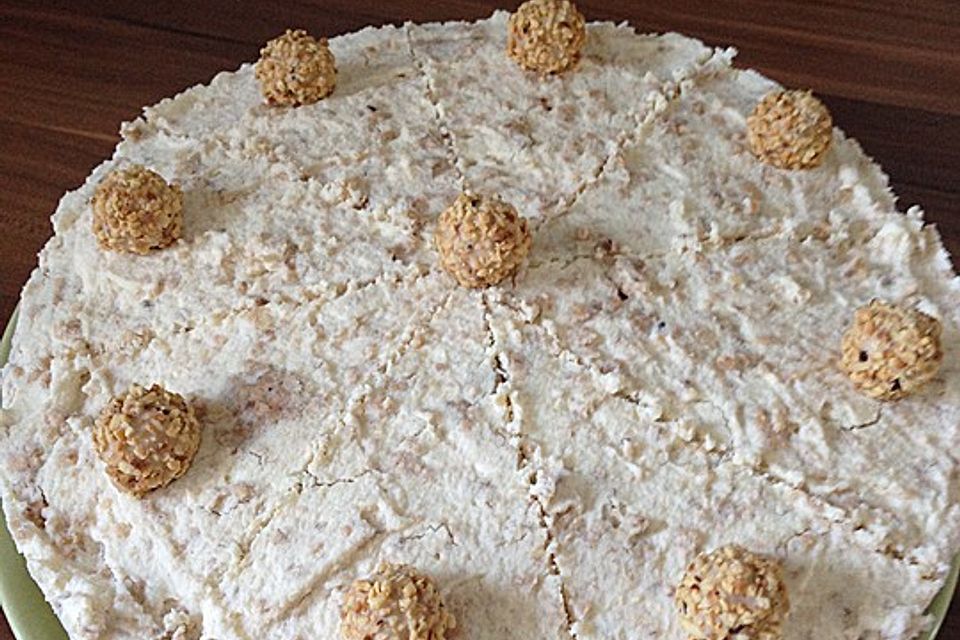 Haselnuss - Sahne - Torte