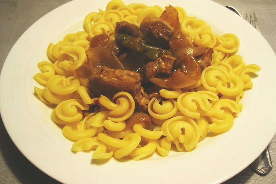 Zwiebelgulasch