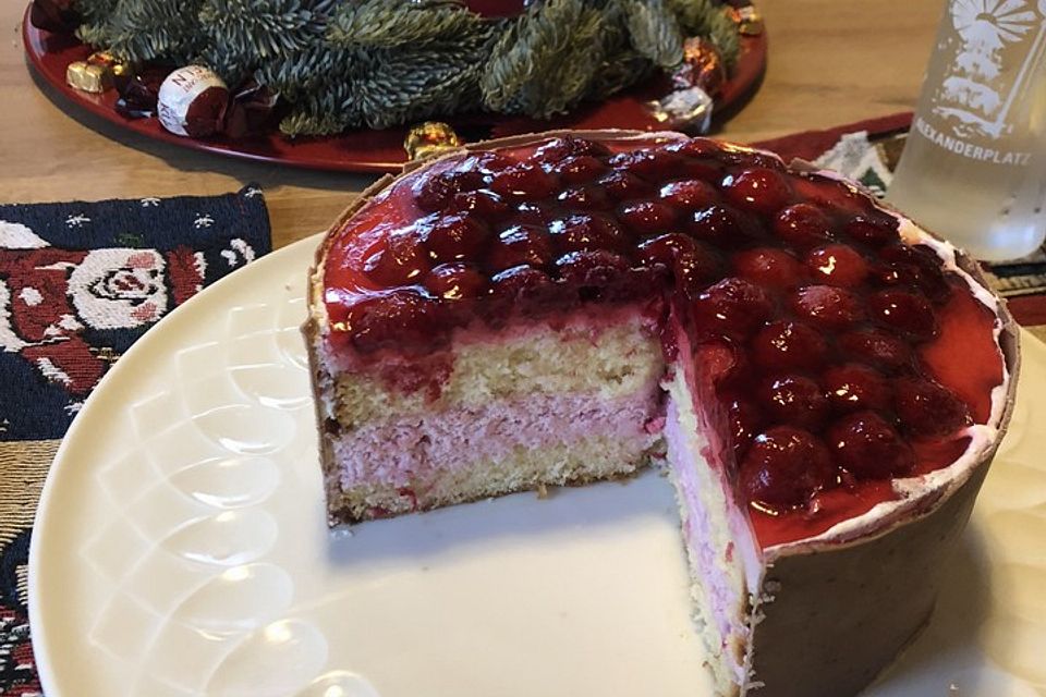 Himbeer - Käsesahne - Torte