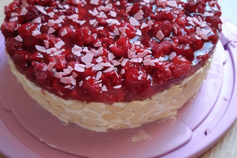 Himbeer - Käsesahne - Torte