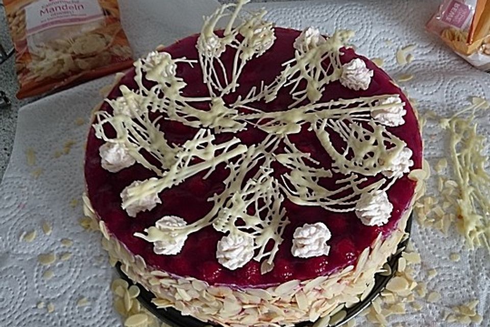 Himbeer - Käsesahne - Torte