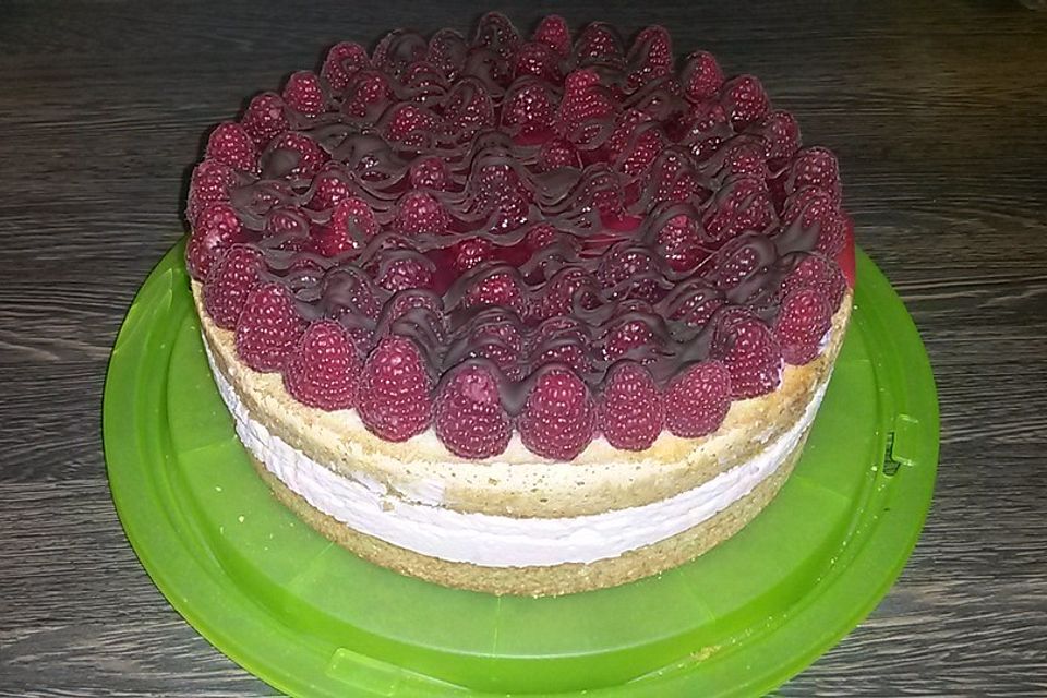 Himbeer - Käsesahne - Torte