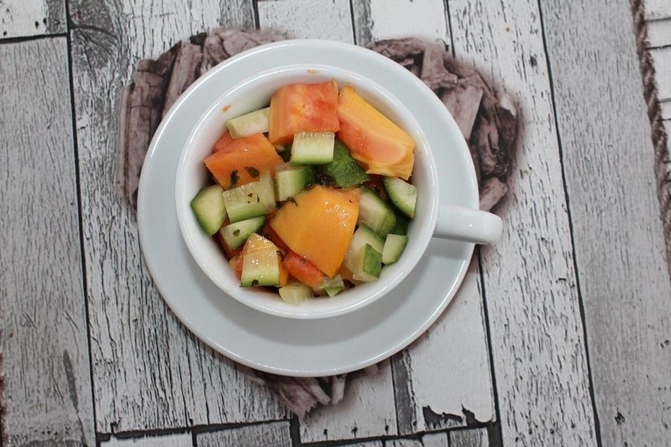 Papaya - Gurken - Salat