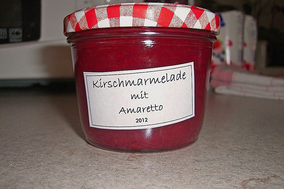 Kirschmarmelade mit Amaretto