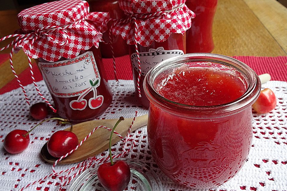 Kirschmarmelade mit Amaretto