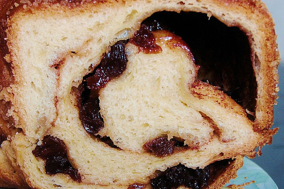 Kärntner Reindling mit  karamellisierter Zuckerkruste