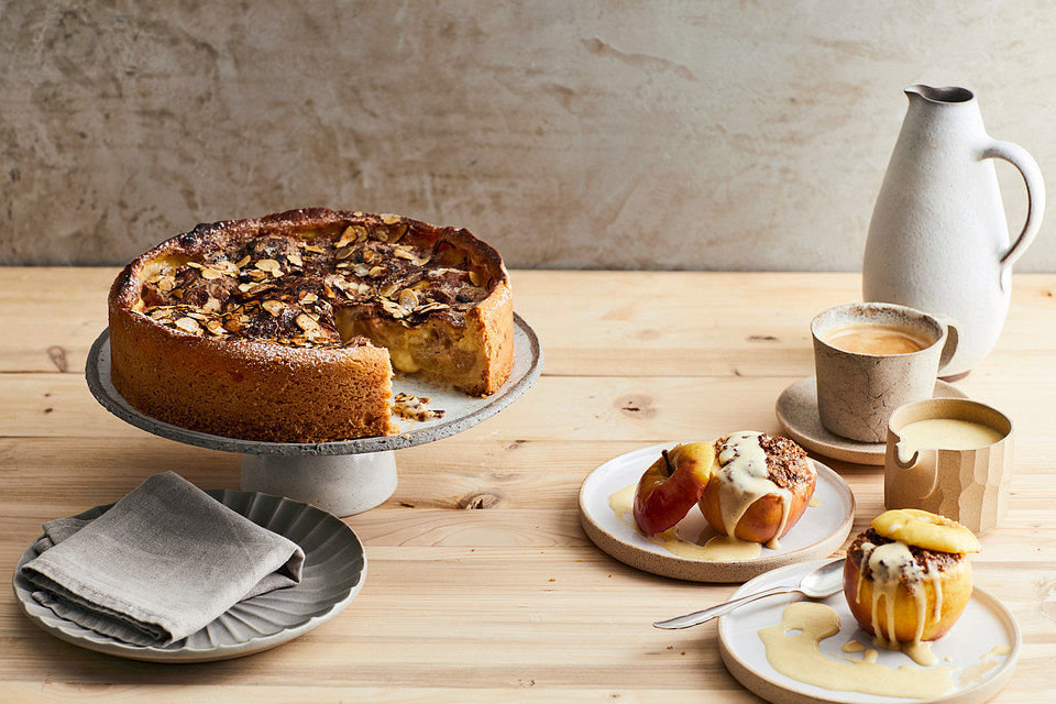 Bratapfelkuchen mit Zimt-Marzipan