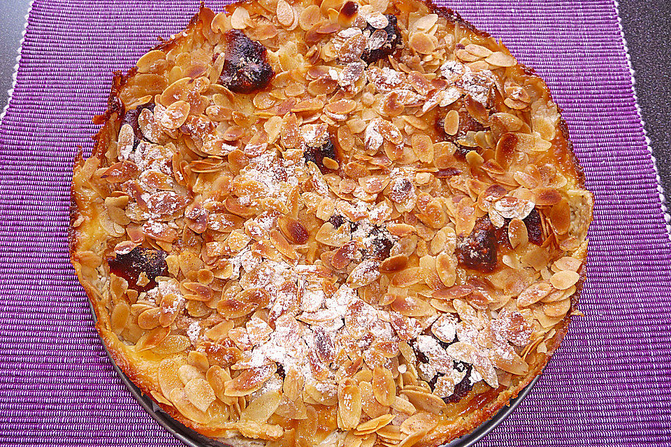 Bratapfelkuchen mit Zimt-Marzipan