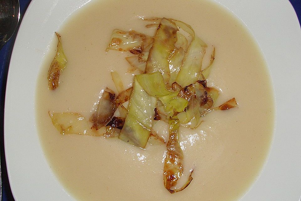 Spitzkohlsuppe