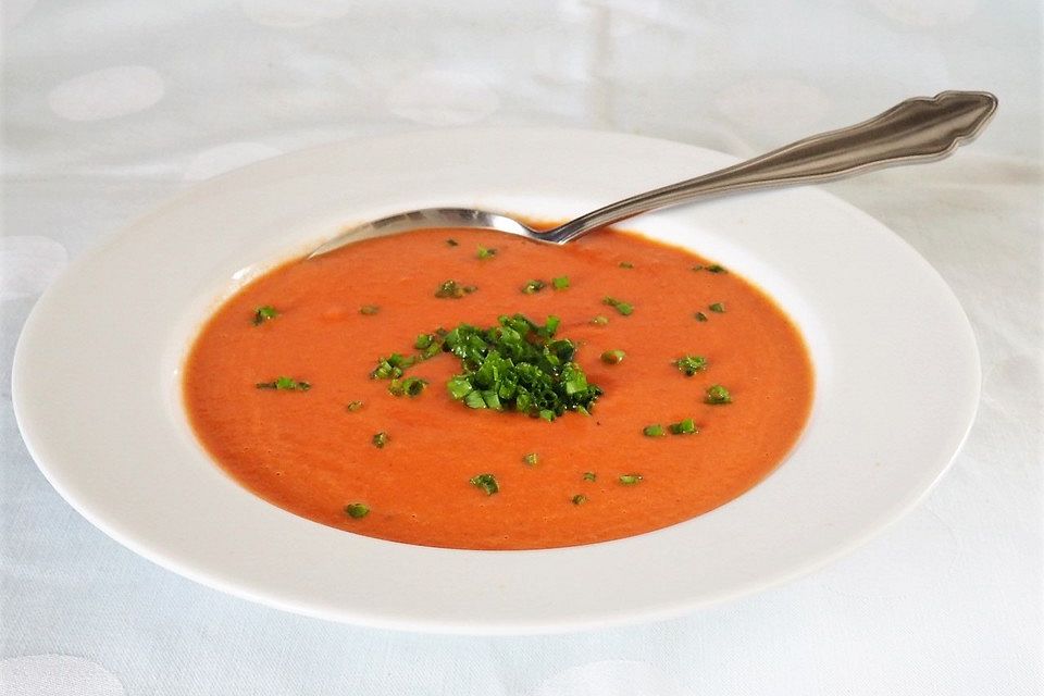 Schnelle Tomatensuppe