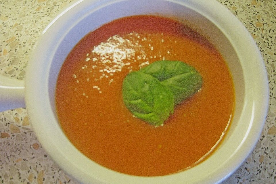 Schnelle Tomatensuppe