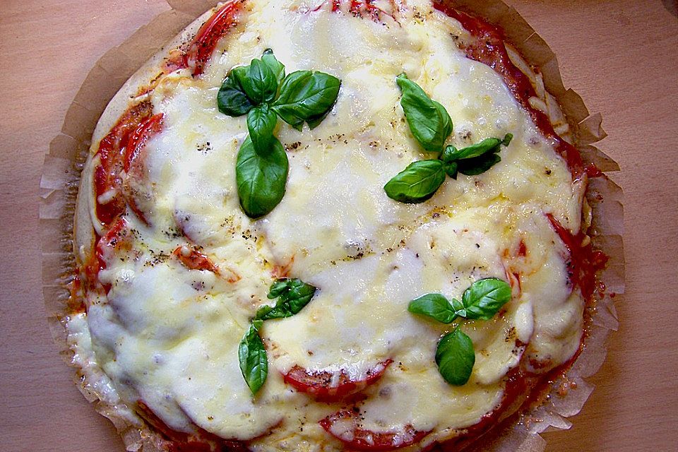 Tomaten Mozzarella Pizza