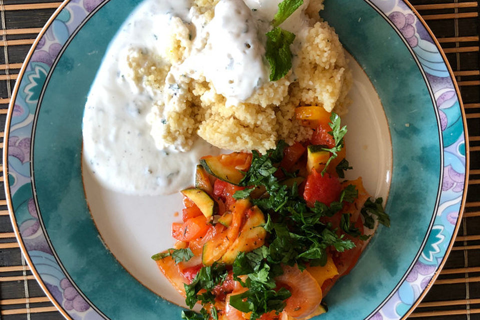 Couscous mit sommerlichem Gemüse