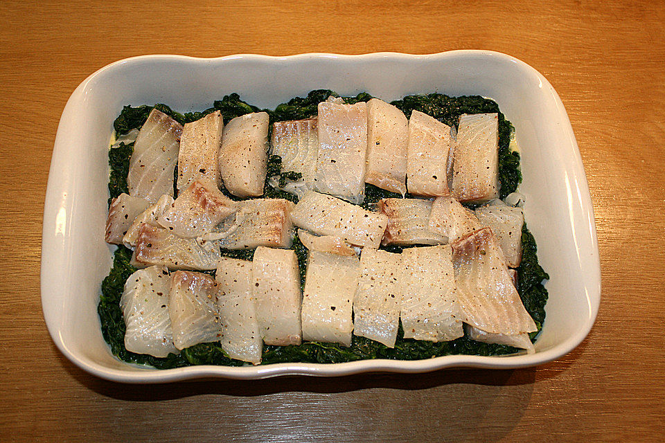 Fischfilet auf Spinatbett