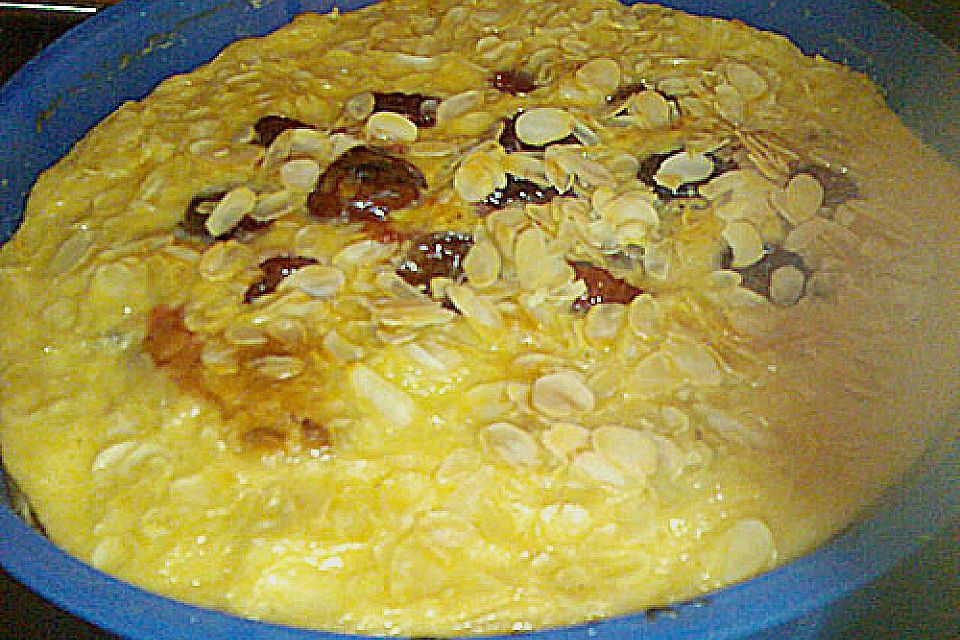 Zwetschgenkuchen mit Amarettoguss