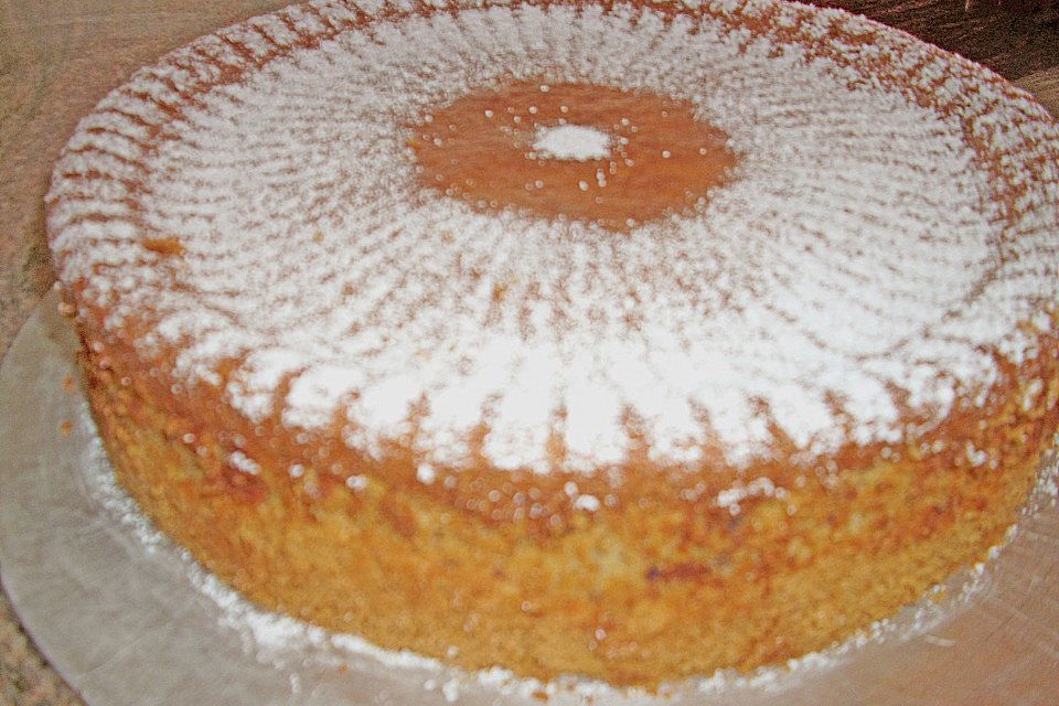 Aprikosenkuchen mit Nusshaube