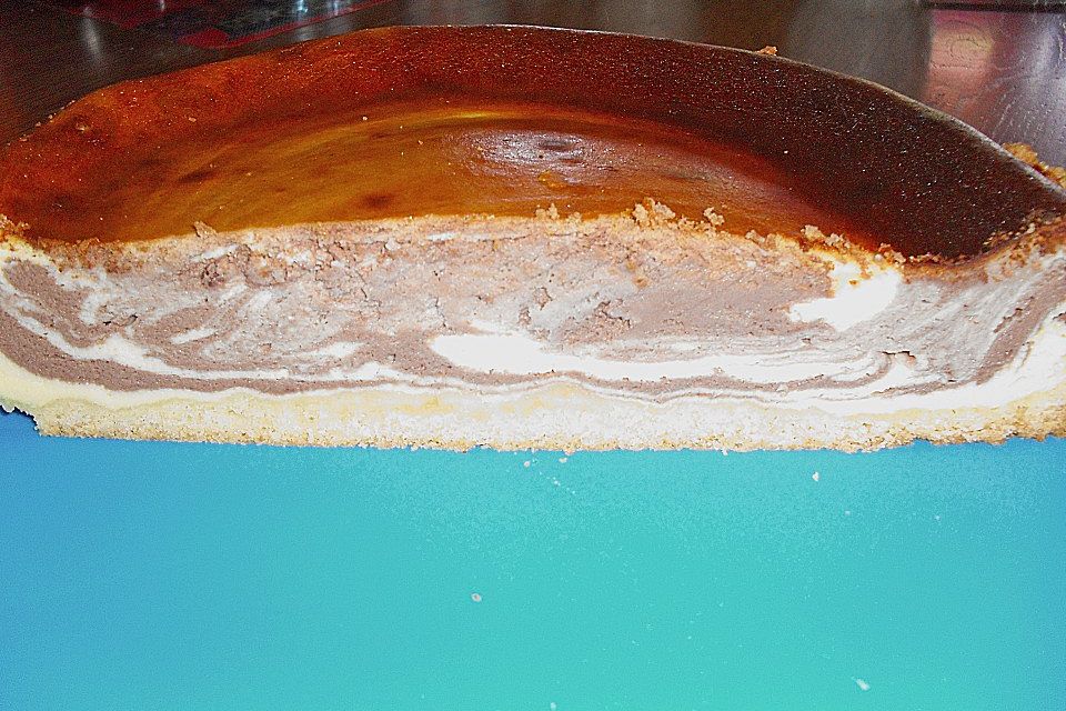 Marmorierter Käsekuchen