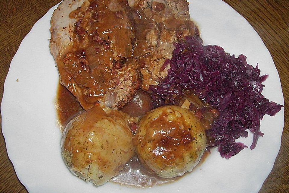 Gefüllter Rollbraten