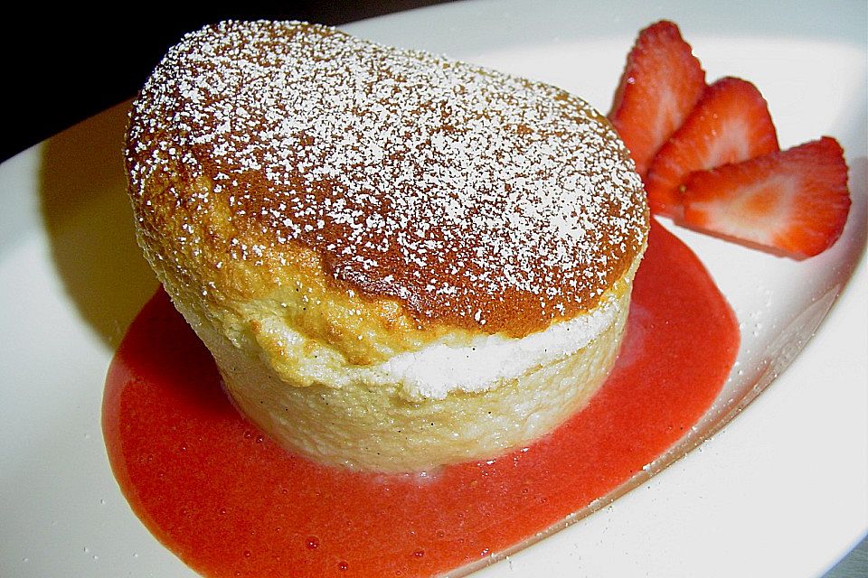 Vanille - Souffle mit Rhabarberkompott