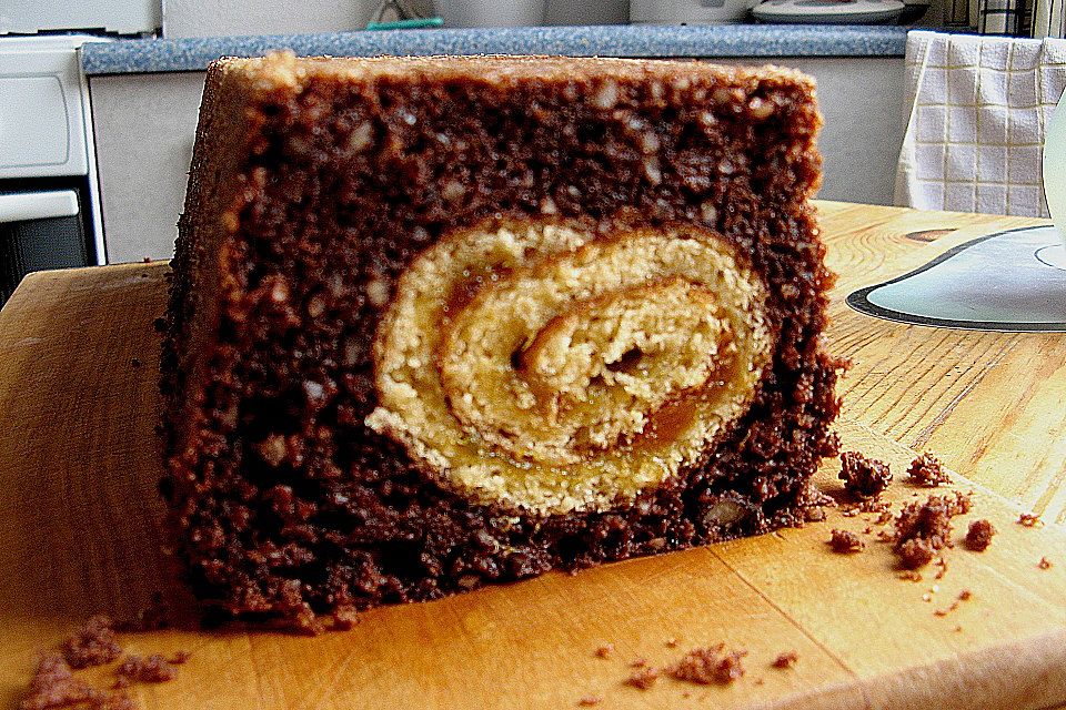 Rouladen - Schoko - Nusskuchen