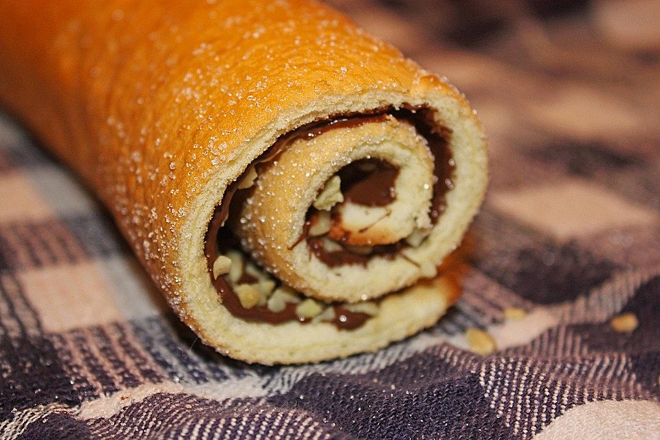 Rouladen - Schoko - Nusskuchen