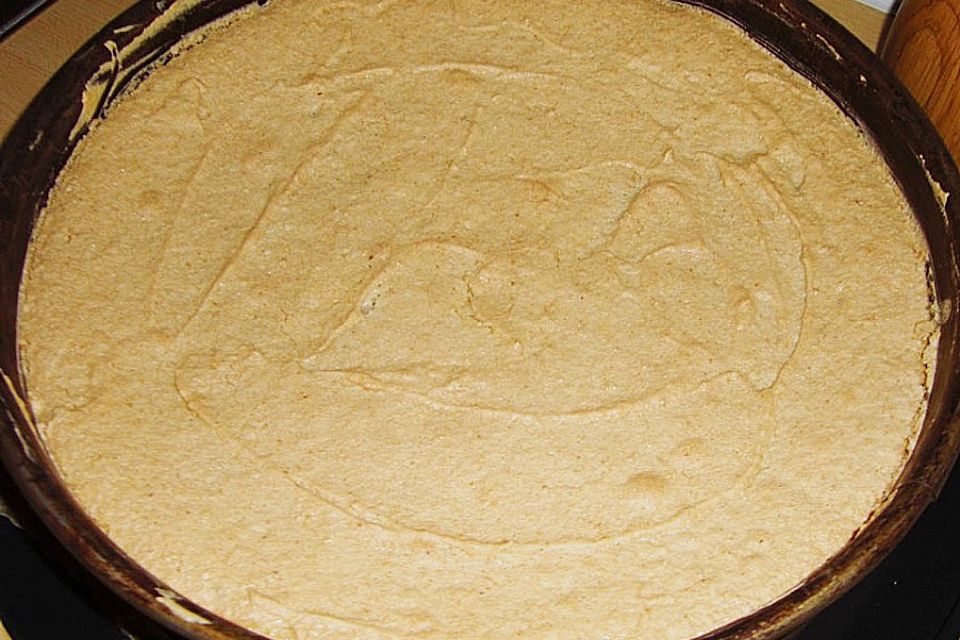 Schwedische Mandelcremetorte