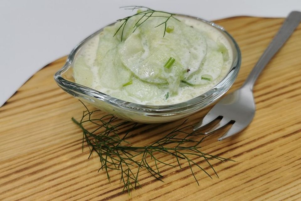 Sandras Gurkensalat mit Sahne