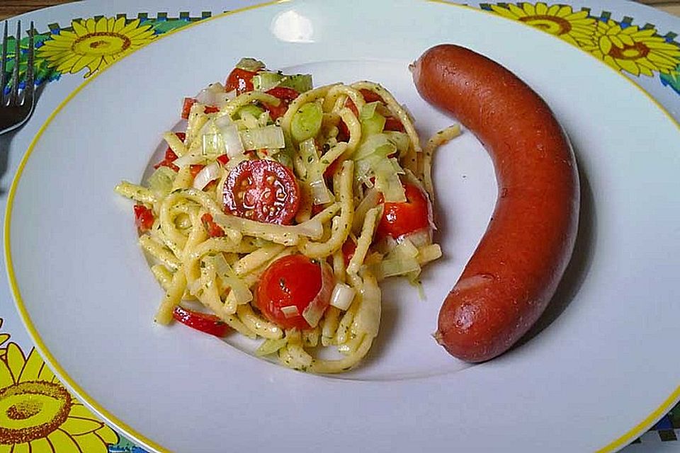 Herzhafter Spätzlesalat