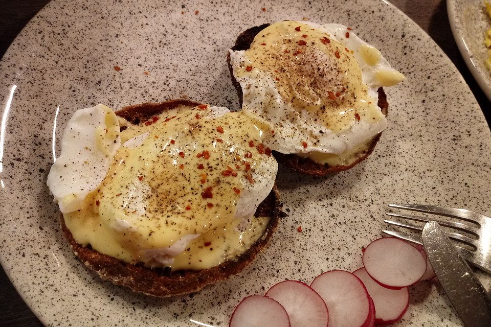 Eggs Benedict