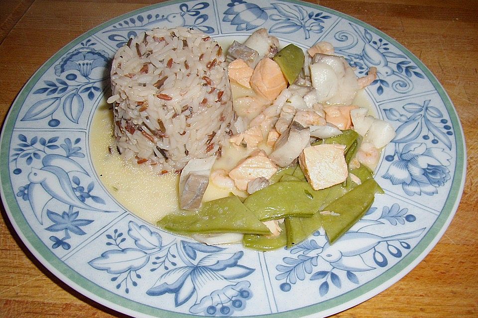 Fischtopf mit Sekt