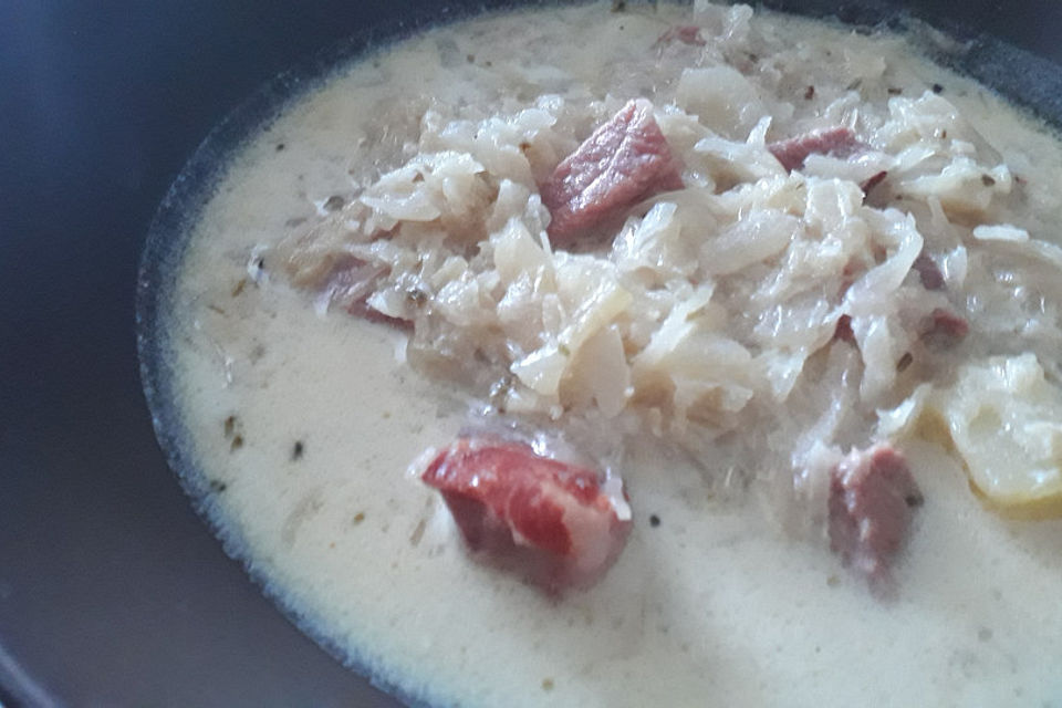 Sauerkrautsuppe mit Kasseler