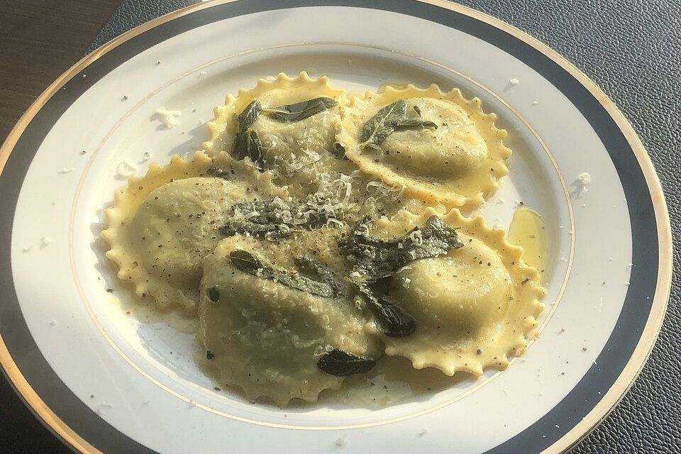 Ravioli mit Pilzfüllung