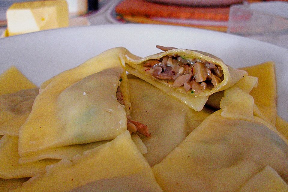 Ravioli mit Pilzfüllung