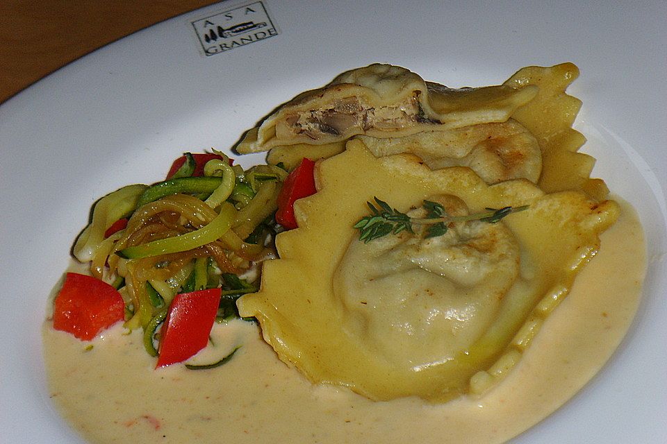 Ravioli mit Pilzfüllung