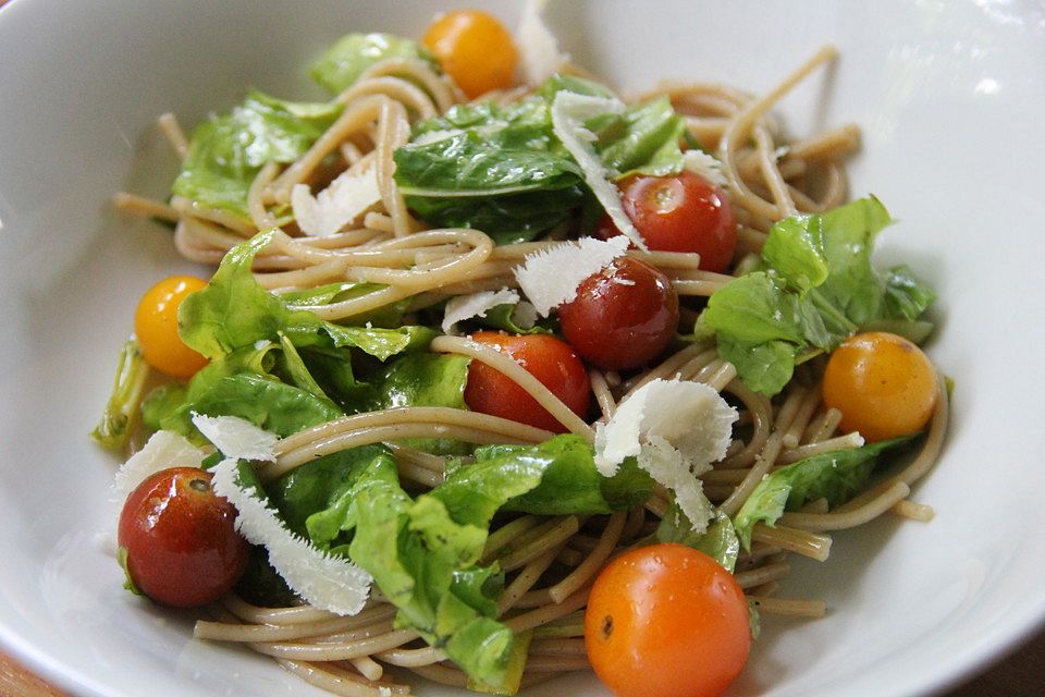 Spaghetti - Rucola - Salat