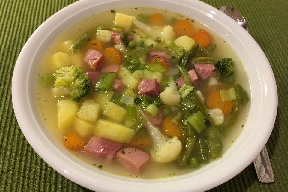 Gemüsesuppe mit Kasseler