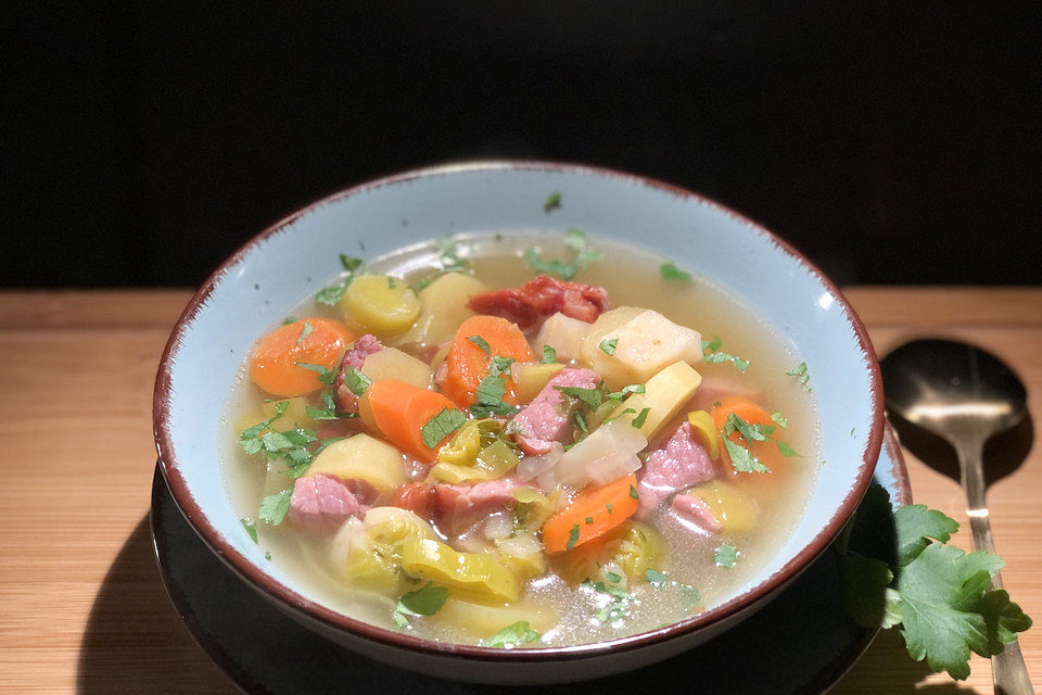 Gemüsesuppe mit Kasseler