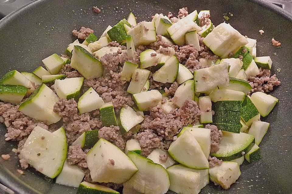 Zucchini-Hackfleischpfanne