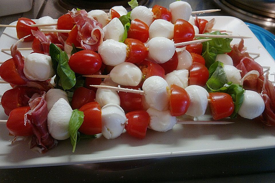 Mozzarella - Tomatenspieße