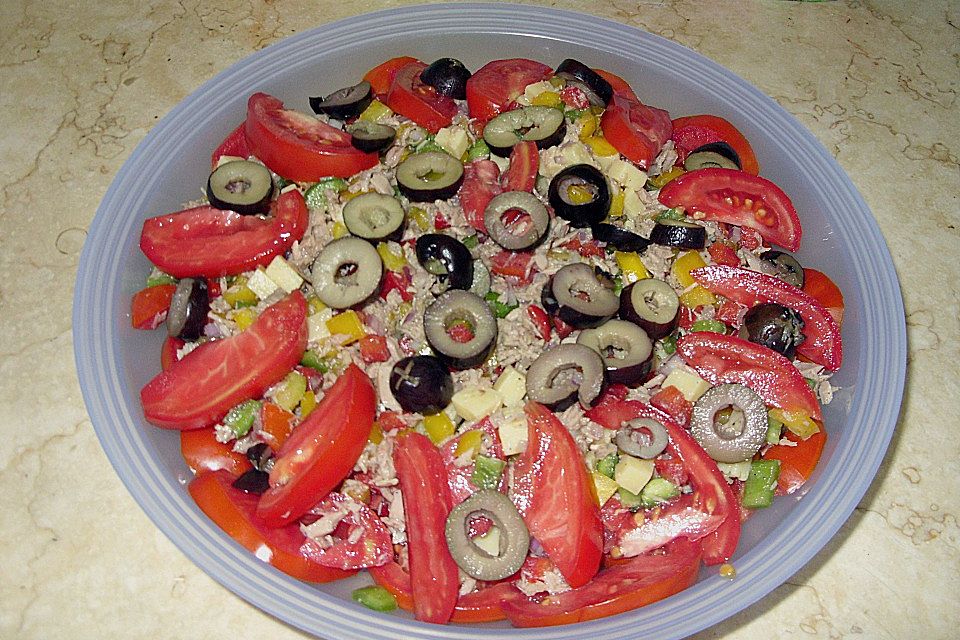 Thunfischsalat mit Tomaten