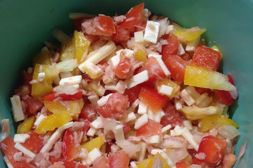 Thunfischsalat mit Tomaten