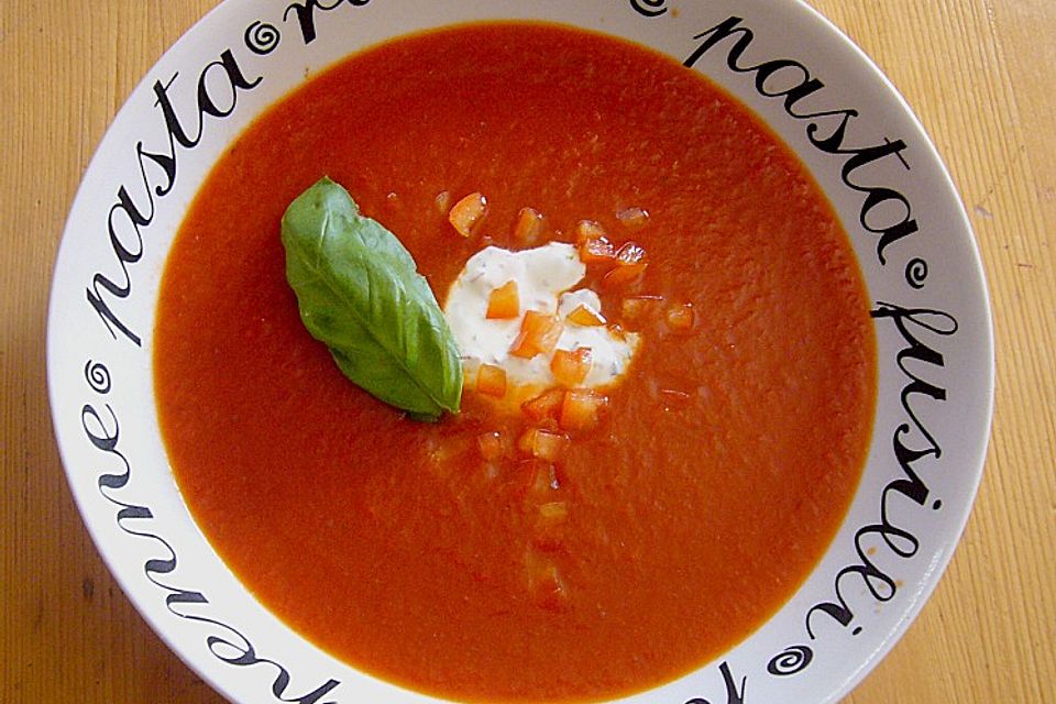 Paprika-Chili-Suppe